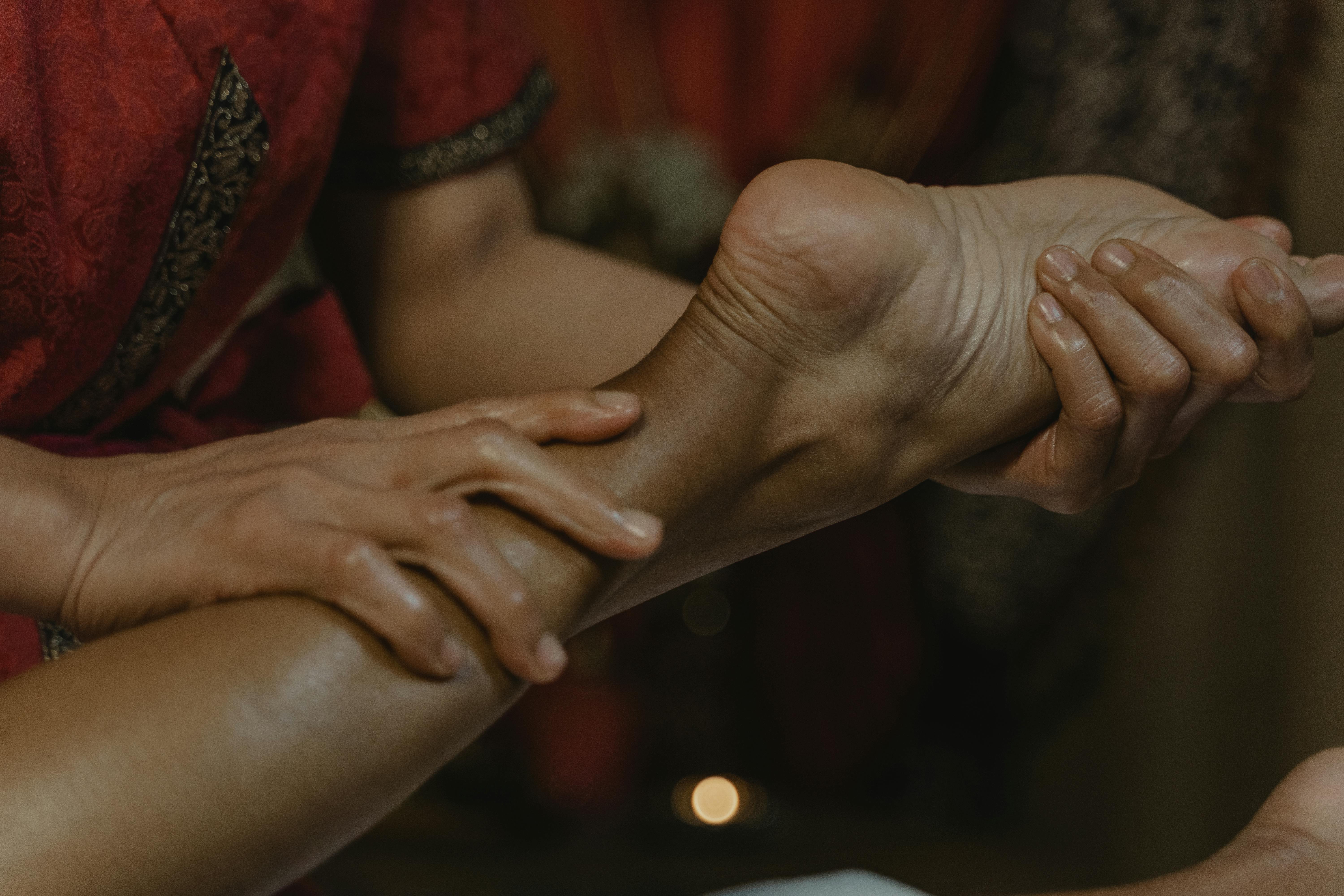 Giới thiệu về Chăm sóc bàn chân cho bệnh nhân tiểu đường Giải thích về tổn thương thần kinh (bệnh thần kinh)